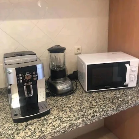 Lägenhet Modern Next To Pool *