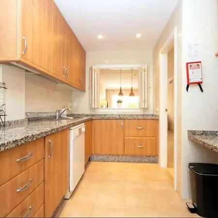 Modern Next To Pool *