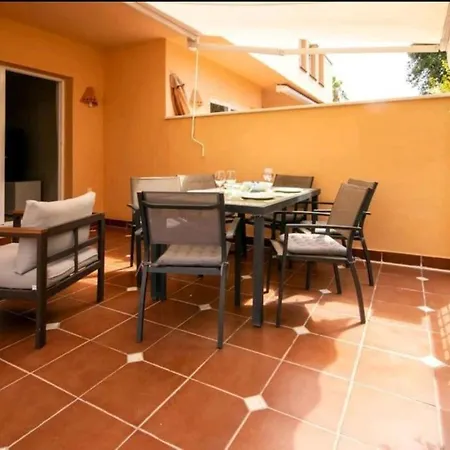 Modern Next To Pool Marbella